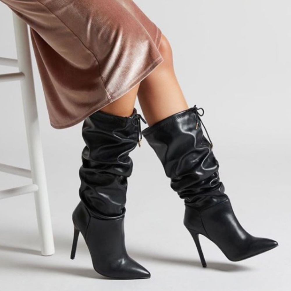 Slouchy stiletto boots in black size 11